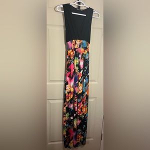 Boohoo maxi dress size 6 NWT